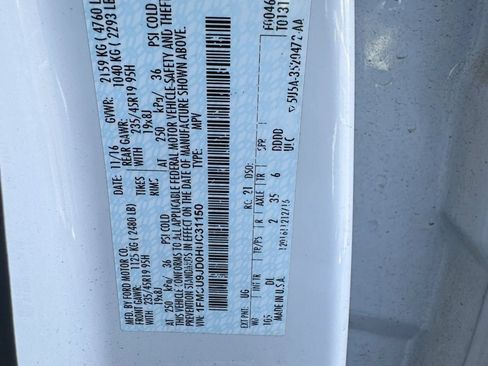 Used 2017 Ford Escape Titanium w/ Equipment Group 301A AWD/4WD image 25