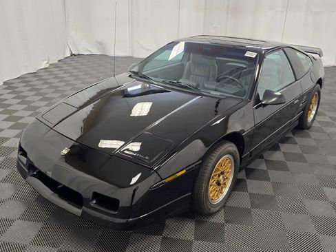 Used 1988 Pontiac Fiero GT image 9
