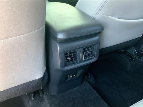 Used 2023 Toyota RAV4 XLE w/ XLE Grade Weather Package AWD/4WD image 40