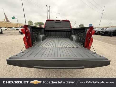 Used 2025 Chevrolet Silverado 1500 RST w/ Convenience Package II RWD image 34