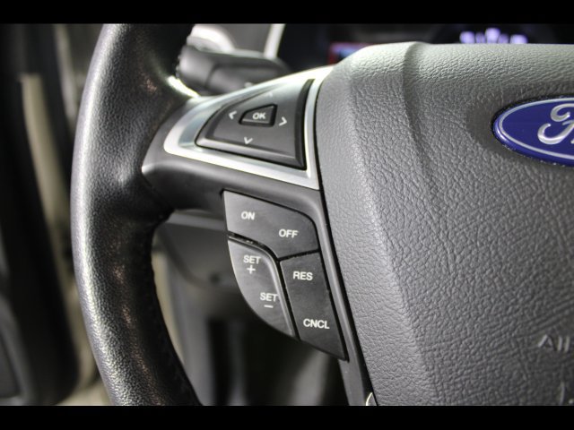 Used 2018 Ford Edge Titanium w/ Technology Package AWD/4WD image 19