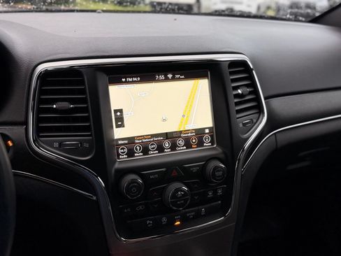 Used 2018 Jeep Grand Cherokee Limited RWD image 35