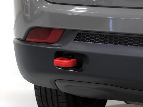 Used 2020 Jeep Compass Trailhawk w/ Cold Weather Group AWD/4WD image 36