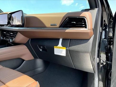 New 2026 Chevrolet Tahoe High Country AWD/4WD image 29