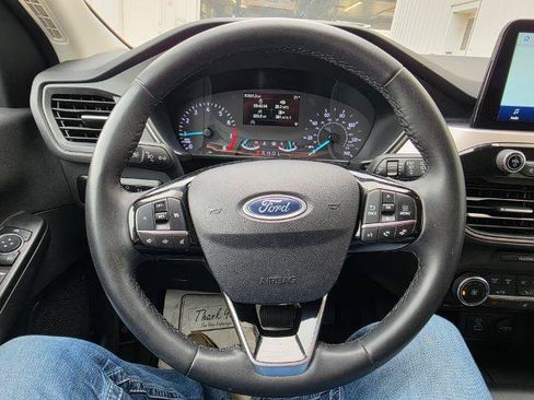 Certified 2022 Ford Escape SE w/ Cold Weather Package AWD/4WD image 20
