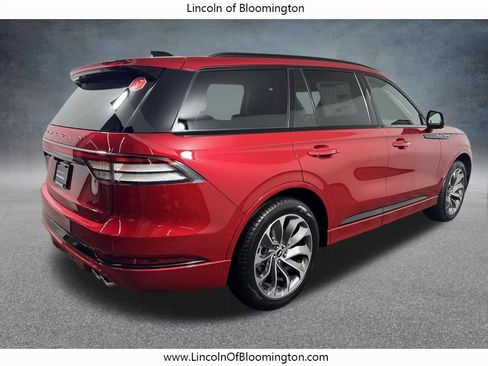 New 2026 Lincoln Aviator AWD w/ Jet Appearance Package image 7
