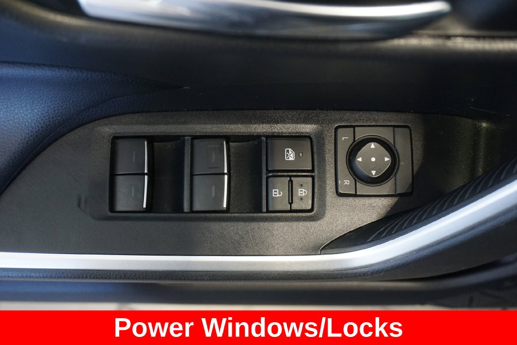 Used 2022 Toyota RAV4 XLE w/ Convenience Package AWD/4WD image 5