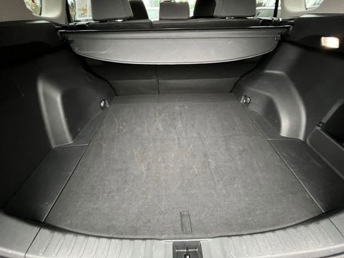 Used 2025 Toyota RAV4 XLE image 33