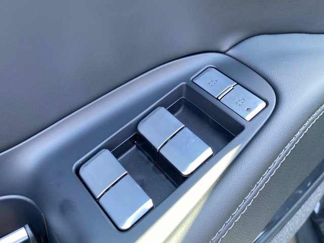 New 2027 Lincoln Navigator Reserve AWD/4WD image 12
