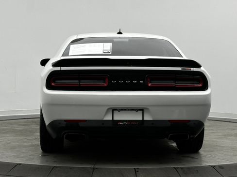Used 2017 Dodge Challenger R/T Scat Pack image 6