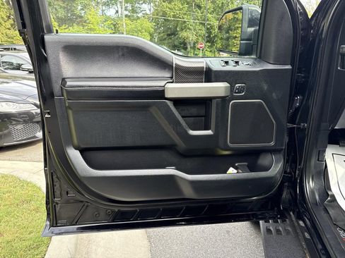 Used 2018 Ford F150 Raptor w/ Equipment Group 802A Luxury image 20