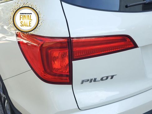 Used 2017 Honda Pilot Touring image 13