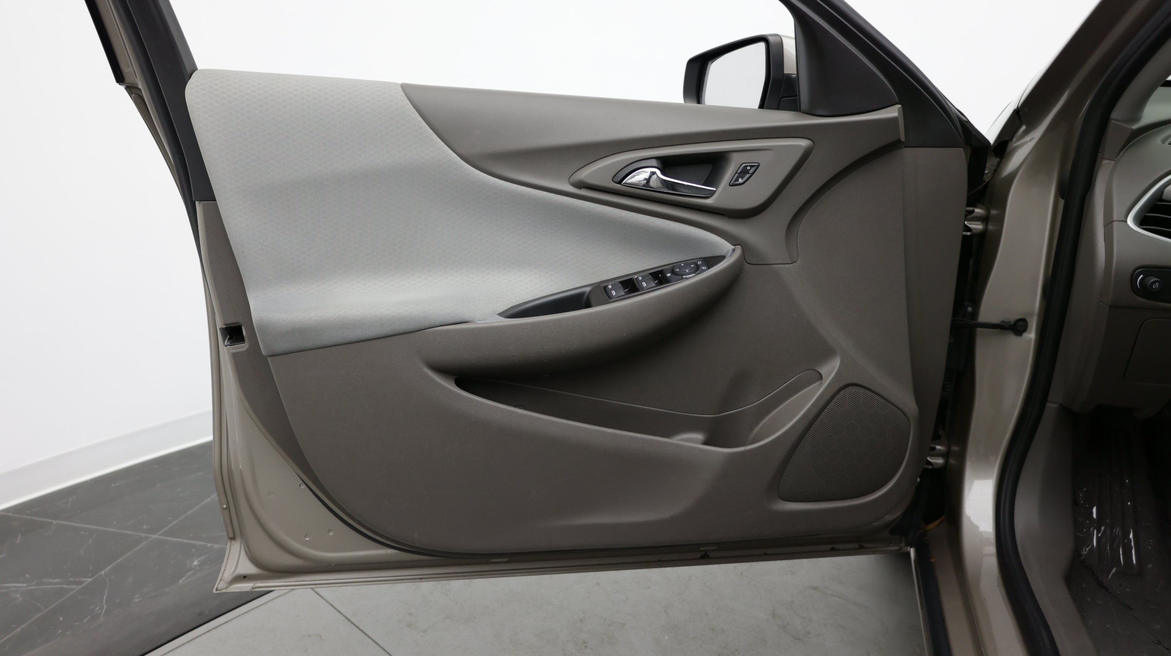 Used 2022 Chevrolet Malibu LT FWD image 13