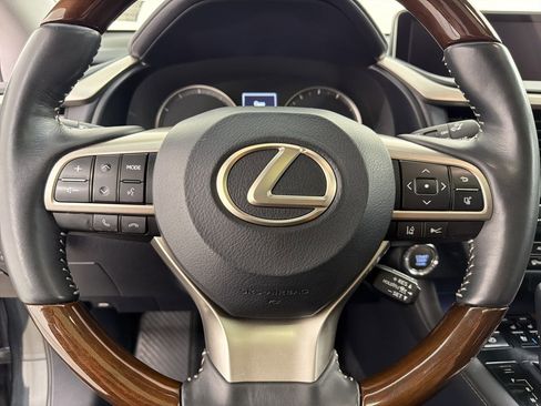 Used 2019 Lexus RX 350L FWD image 17