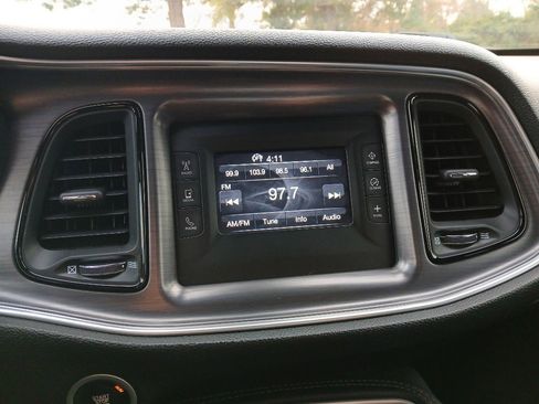 Used 2015 Dodge Challenger R/T w/ Quick Order Package 22B R/T image 34