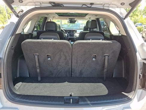 Certified 2023 Kia Sorento SX FWD image 30