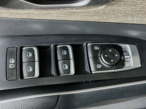 Used 2023 Kia Sorento S w/ Panoramic Sunroof Package AWD/4WD image 14