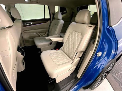 Used 2025 Volkswagen Atlas SEL Premium R-Line image 26