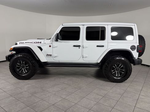 Used 2024 Jeep Wrangler Unlimited Rubicon AWD/4WD image 2