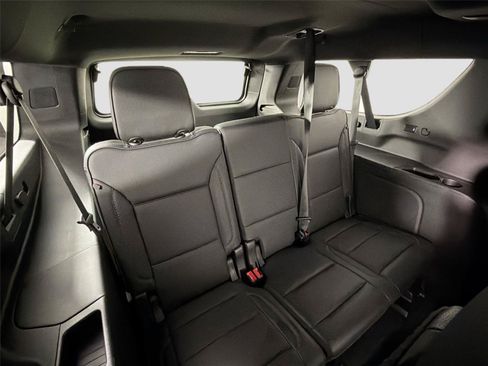 Used 2022 GMC Yukon XL Denali AWD/4WD image 27