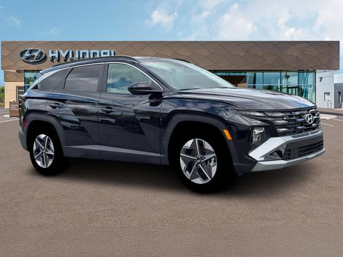 New 2025 Hyundai Tucson SEL image 10