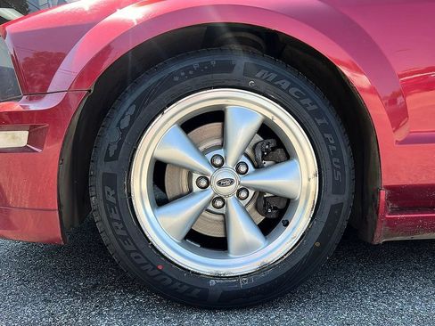 Used 2007 Ford Mustang GT RWD image 23