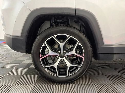 Used 2025 Jeep Compass Limited AWD/4WD image 26