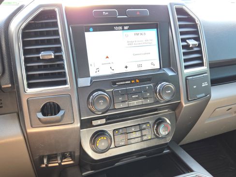 Used 2017 Ford F150 XLT w/ Equipment Group 302A Luxury image 19