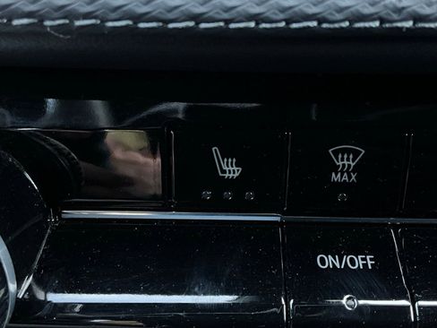 Used 2025 Chevrolet Equinox LT image 25