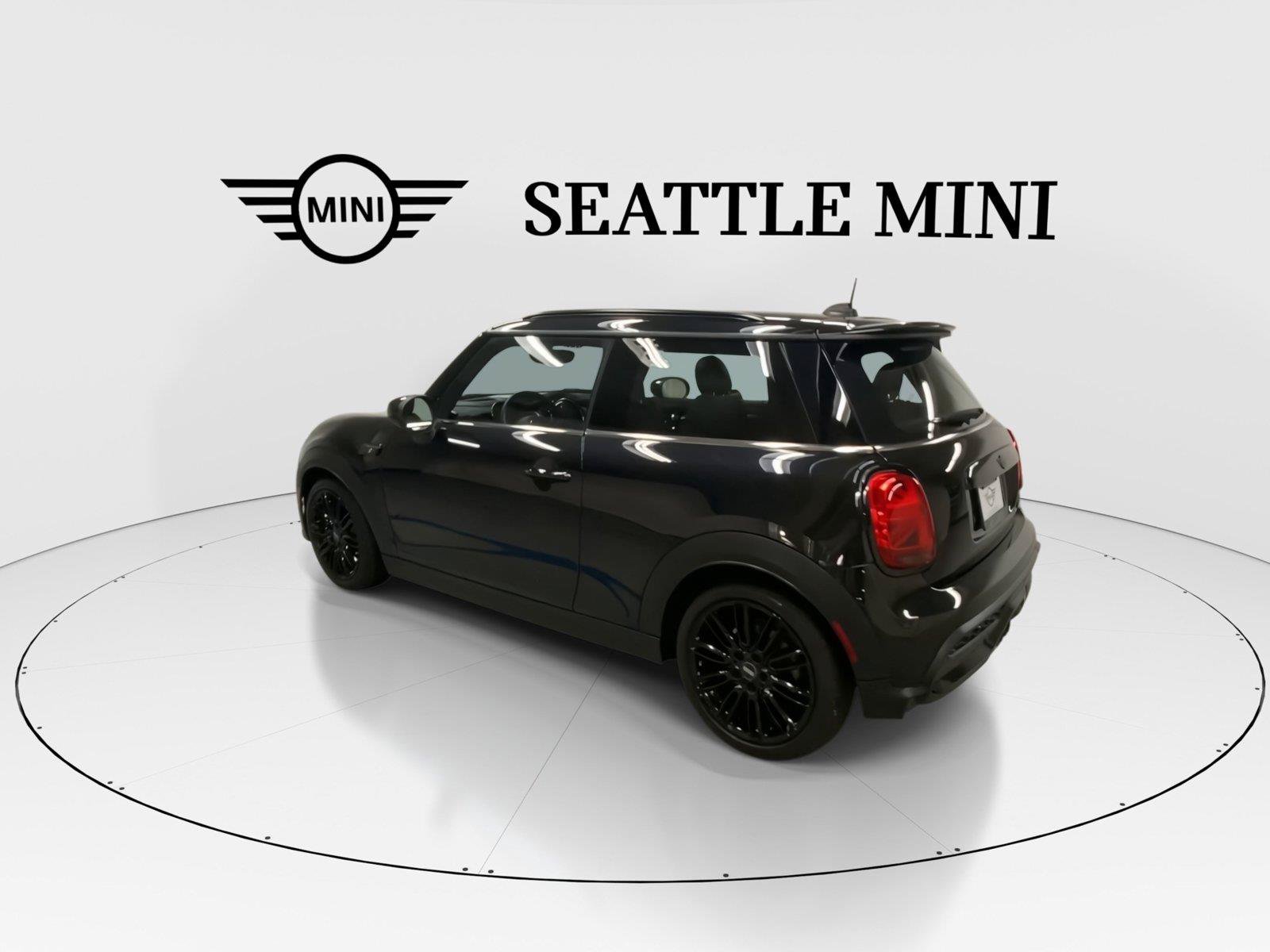 Used 2023 MINI Cooper S FWD image 8