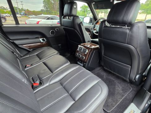 Used 2017 Land Rover Range Rover Long Wheelbase Supercharged AWD/4WD image 28