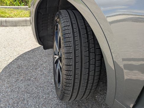 Certified 2025 Audi Q5 Prestige w/ Prestige Package image 37