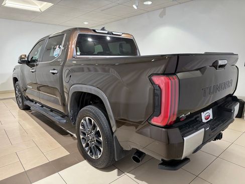 Used 2025 Toyota Tundra Limited AWD/4WD image 2