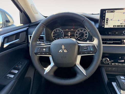 New 2026 Mitsubishi Outlander Trail Edition image 12