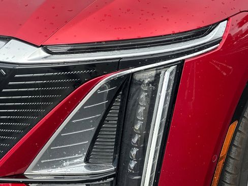 Certified 2024 Cadillac Lyriq Tech w/ Driver Assist Package image 52