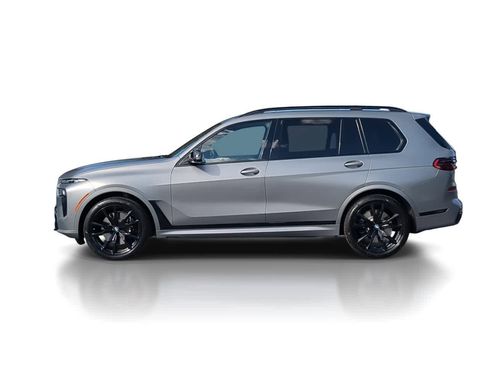 Used 2023 BMW X7 M60i w/ Executive Package image 5