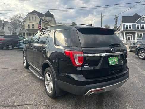 Used 2016 Ford Explorer XLT AWD/4WD image 10