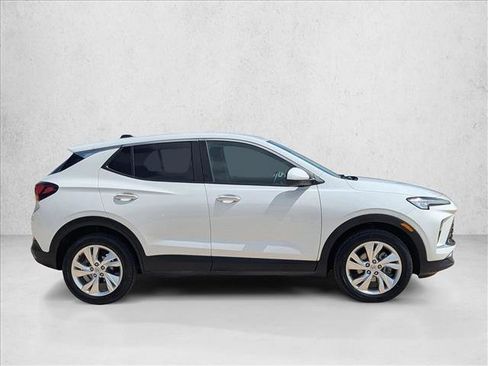 Used 2025 Buick Encore GX Preferred FWD image 4