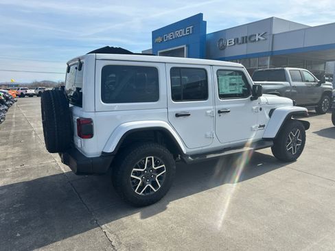 New 2025 Jeep Wrangler Unlimited Sahara image 7