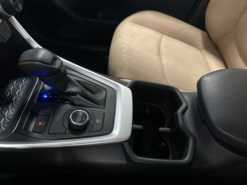 Certified 2025 Toyota RAV4 XLE AWD/4WD image 33