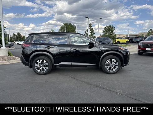 Used 2023 Nissan Rogue SV AWD/4WD image 3