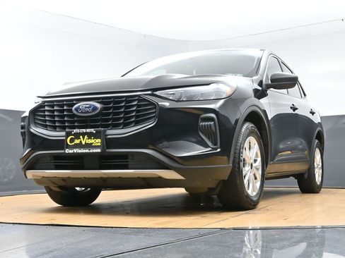 Used 2023 Ford Escape Active image 49
