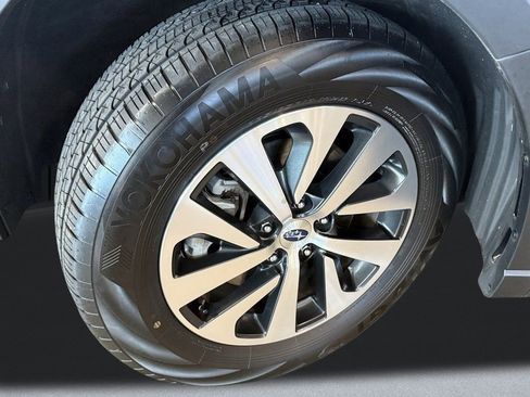 Certified 2025 Subaru Outback Premium image 18