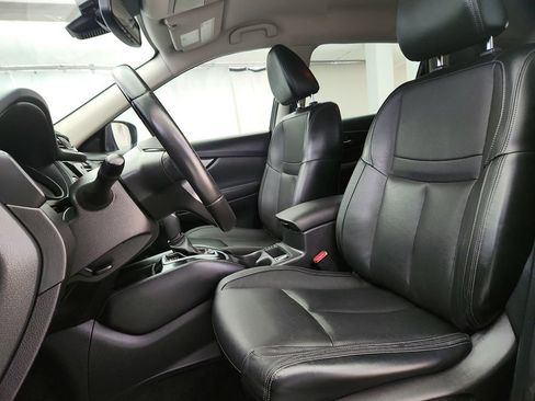 Used 2018 Nissan Rogue SL FWD image 10