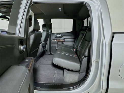 Used 2020 GMC Sierra 1500 SLT image 21
