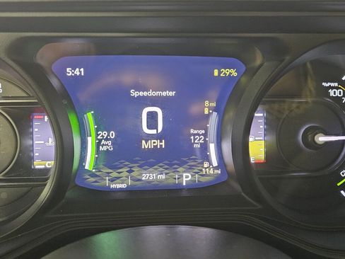 Used 2024 Jeep Wrangler Unlimited image 24