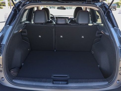 New 2025 Nissan Kicks SR image 16