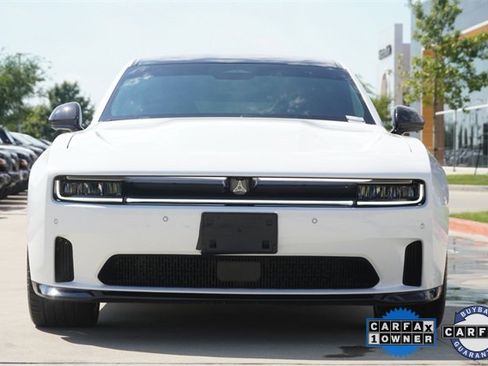 Used 2024 Dodge Charger R/T Scat Pack w/ Plus Group image 2