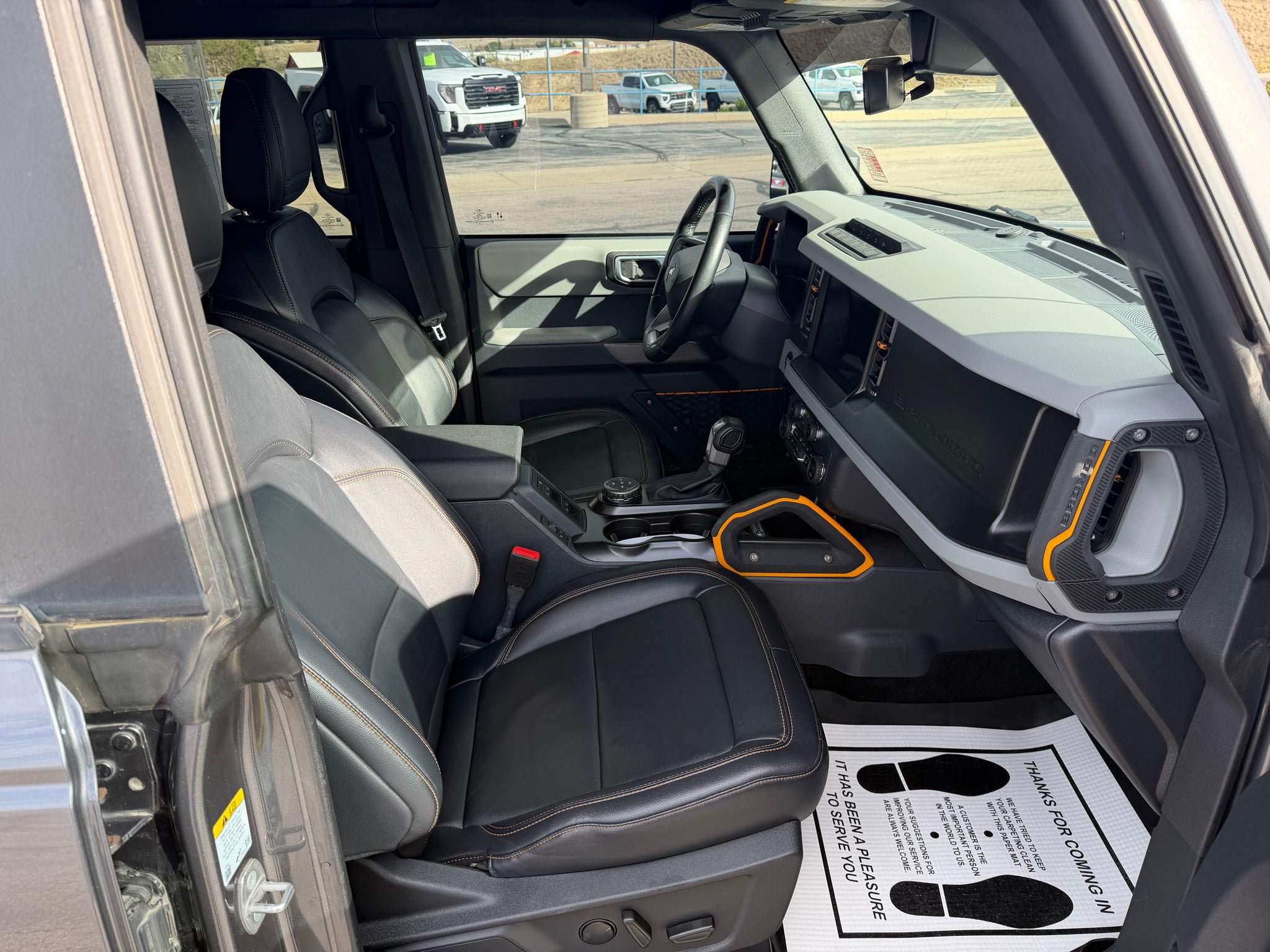 Used 2023 Ford Bronco Badlands AWD/4WD image 14