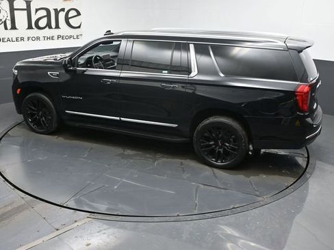 Used 2023 GMC Yukon XL SLT image 44